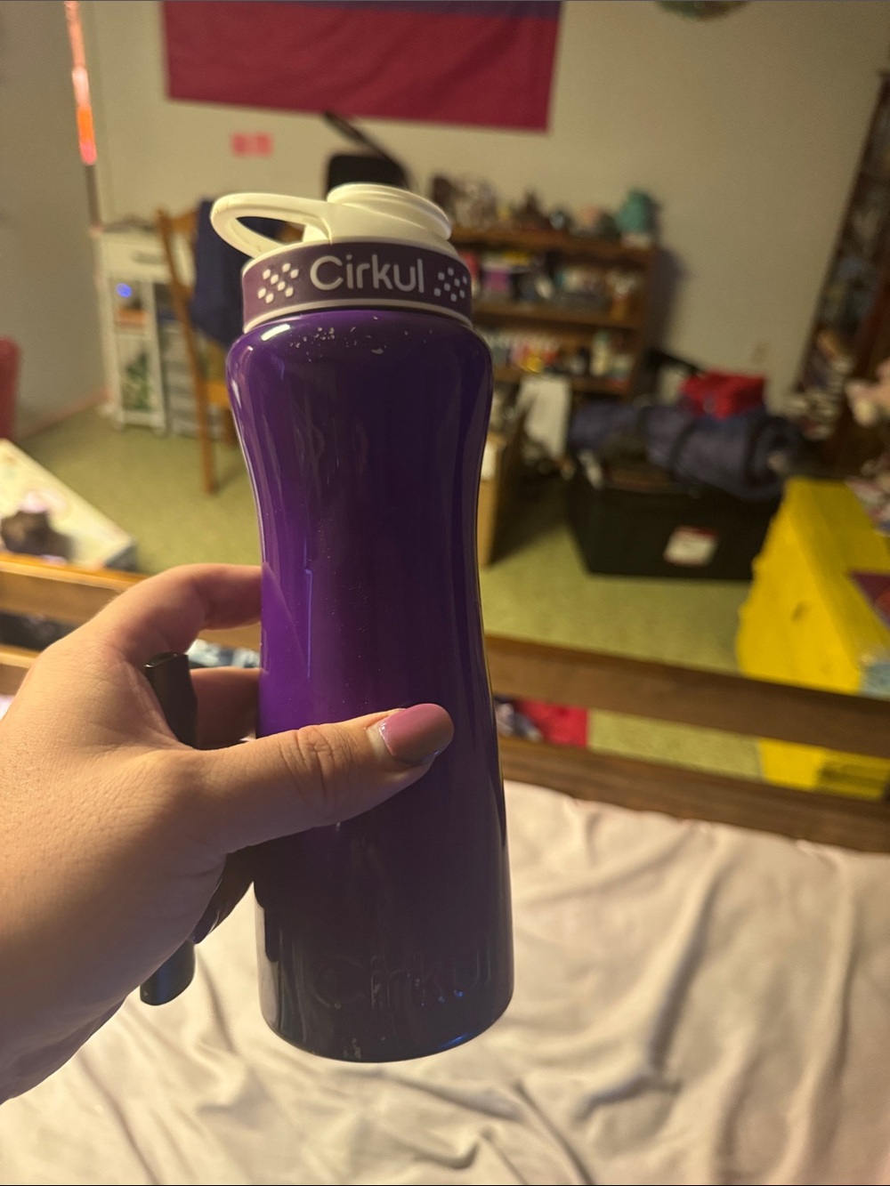 Cirkul Purple Hydration Bottle with White Cap steel